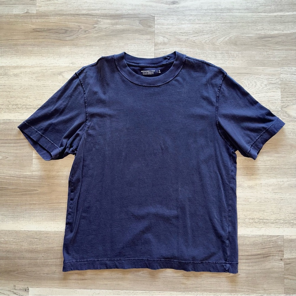 ‘abercrombie & fitch’ oversized vintage-inspired tee